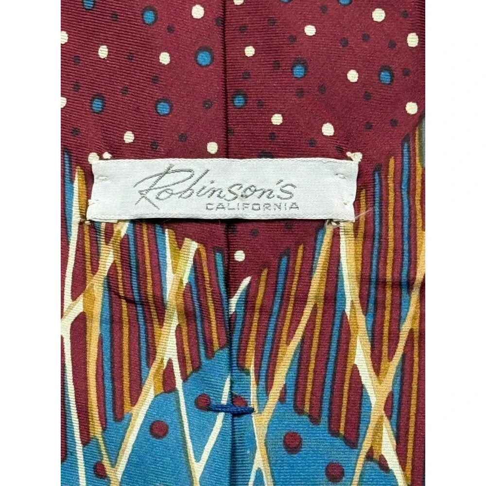 VTG 70s Berkley Cravats Carre Art Deco Tie 4.5